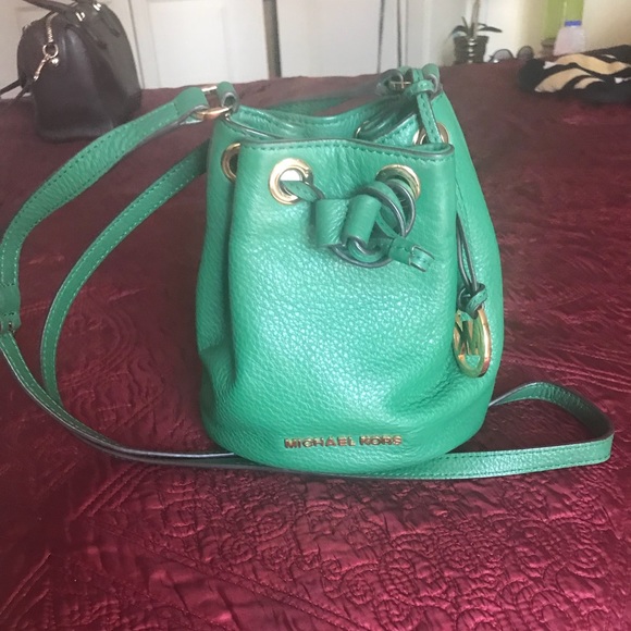 Michael Kors Handbags - Michael Kors Crossbody Bag
